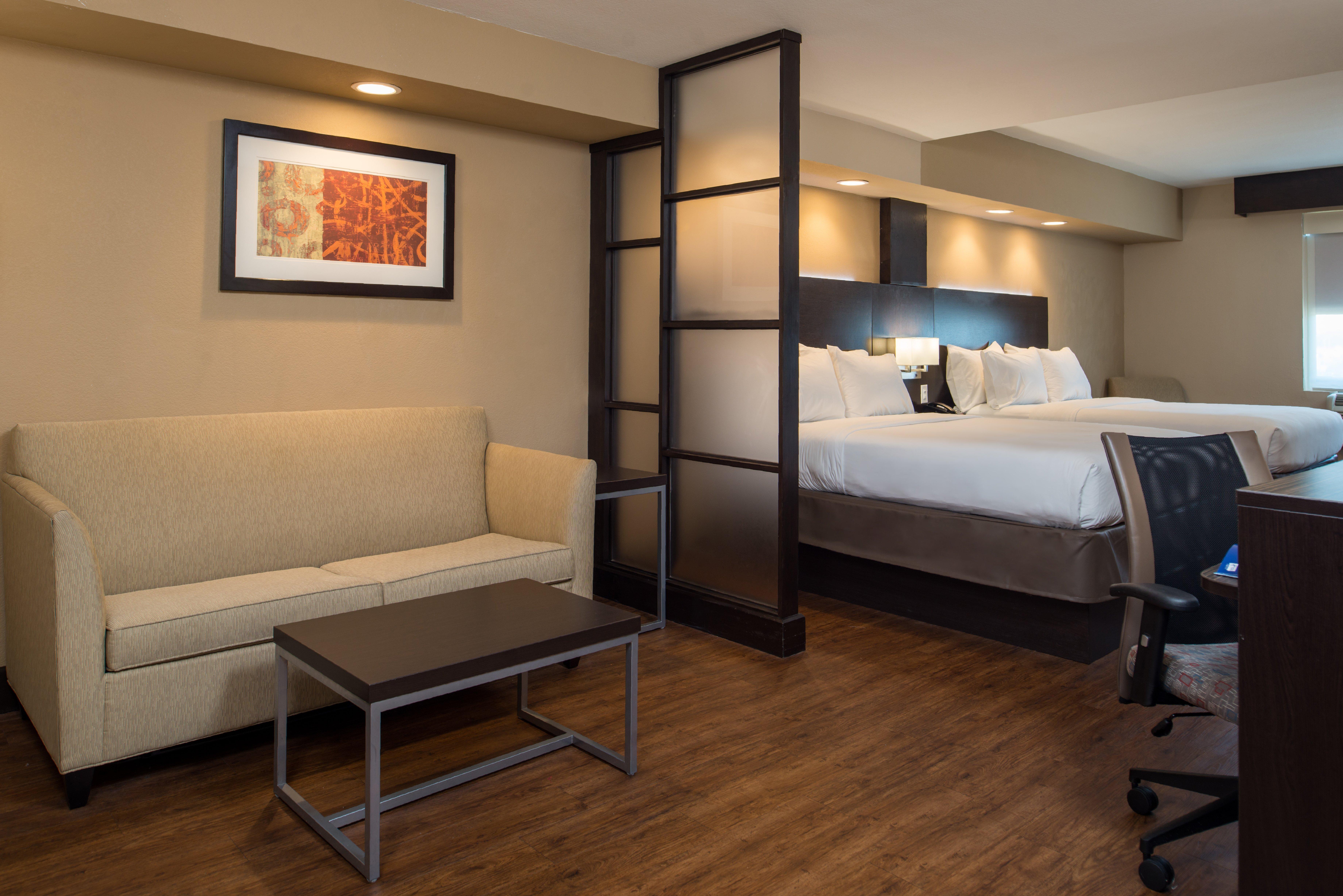 Holiday Inn Express & Suites San Antonio Medical - Six Flags By Ihg Bagian luar foto