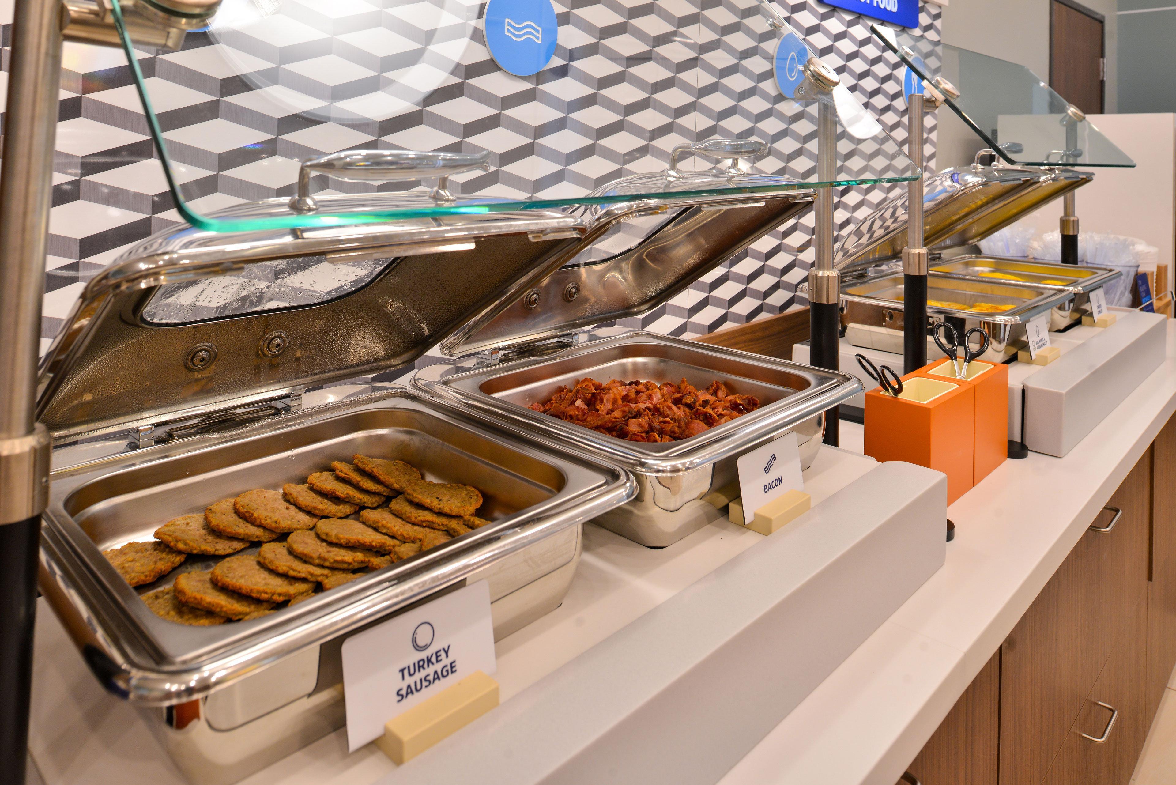 Holiday Inn Express & Suites San Antonio Medical - Six Flags By Ihg Bagian luar foto
