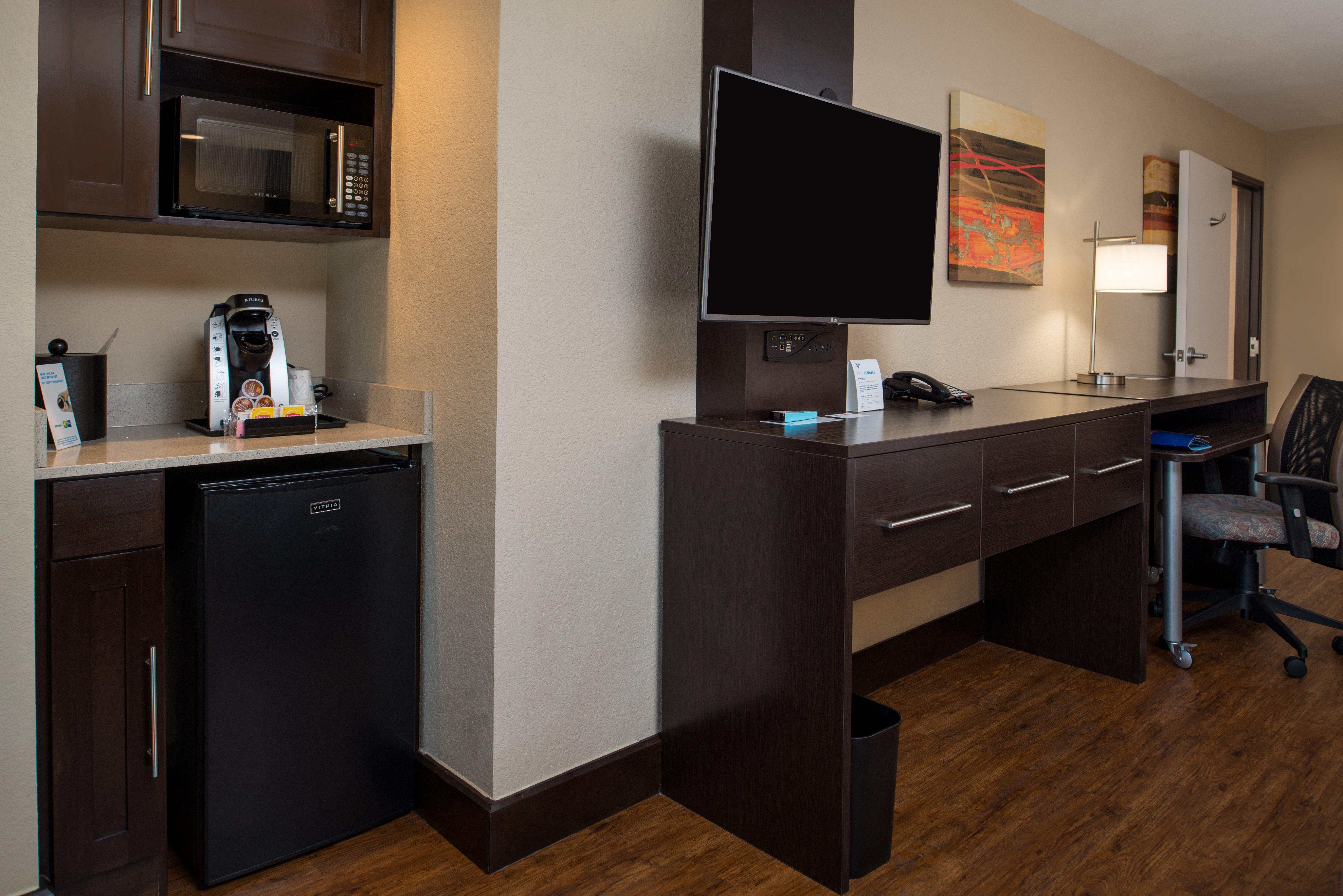 Holiday Inn Express & Suites San Antonio Medical - Six Flags By Ihg Bagian luar foto