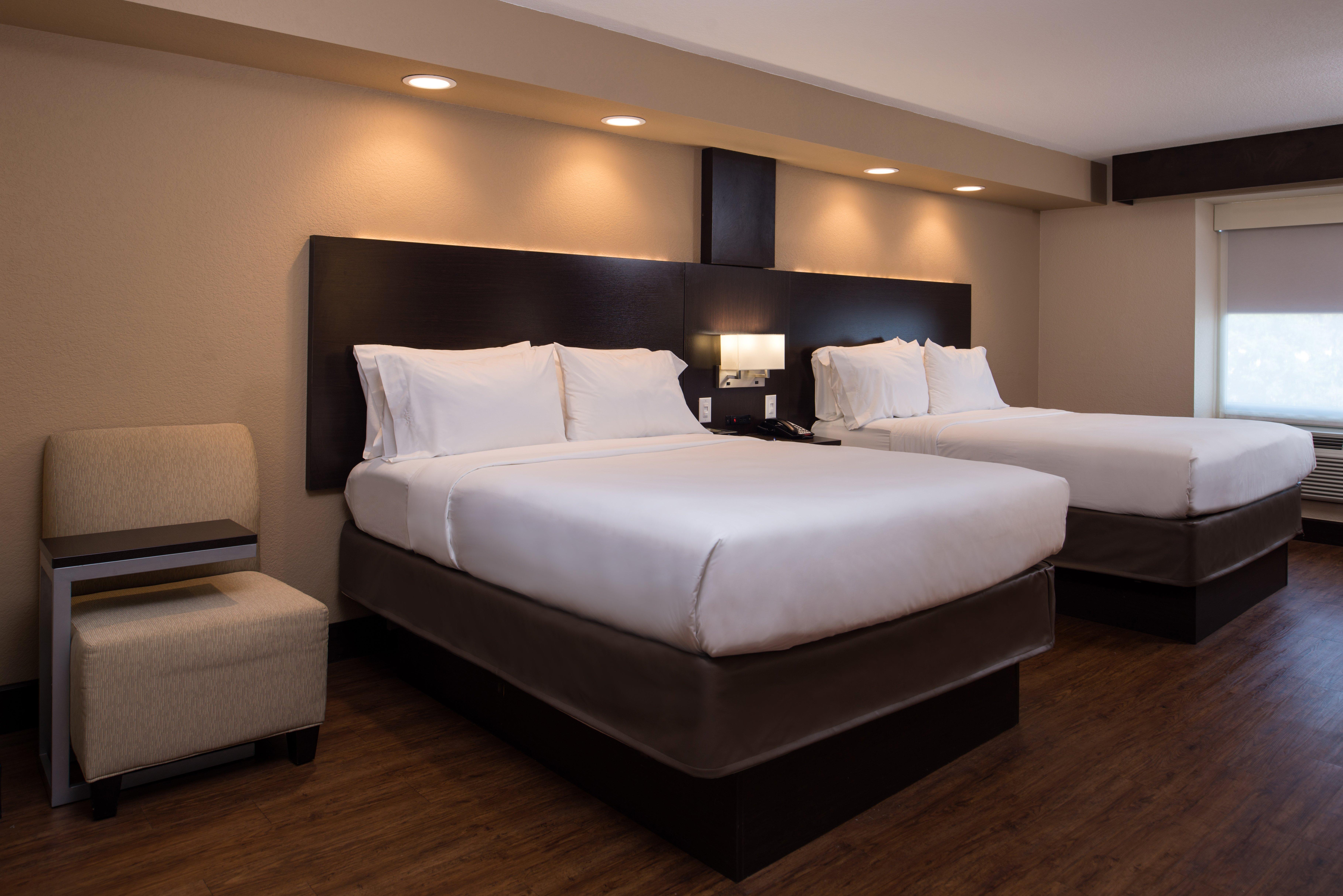 Holiday Inn Express & Suites San Antonio Medical - Six Flags By Ihg Bagian luar foto
