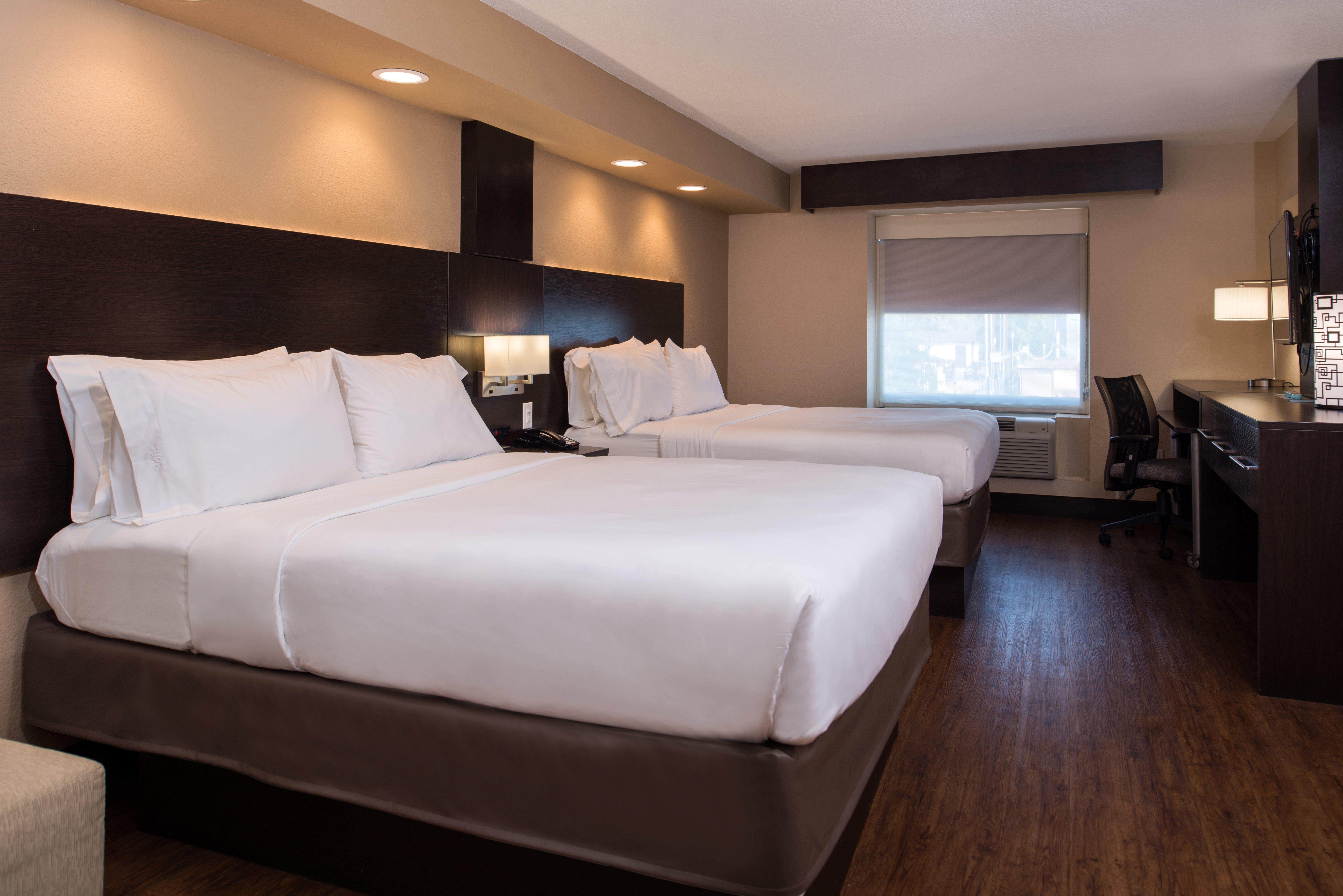 Holiday Inn Express & Suites San Antonio Medical - Six Flags By Ihg Bagian luar foto